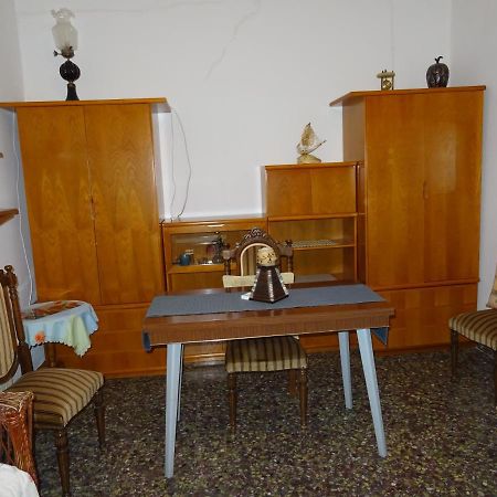 Andreas Studio With Private Parcking Διαμέρισμα Τριοβάσαλος Εξωτερικό φωτογραφία